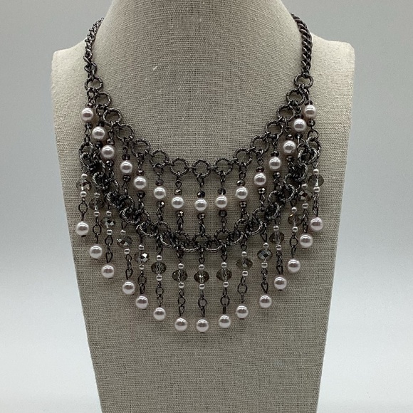 783. Pink Pearl Crystal Silver Dangling Goth Necklace EUC - Picture 1 of 4